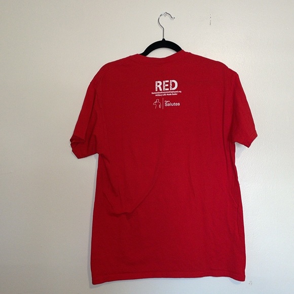 Gildan | Camo Red NY (New York) T-Shirt - Picture 2 of 4